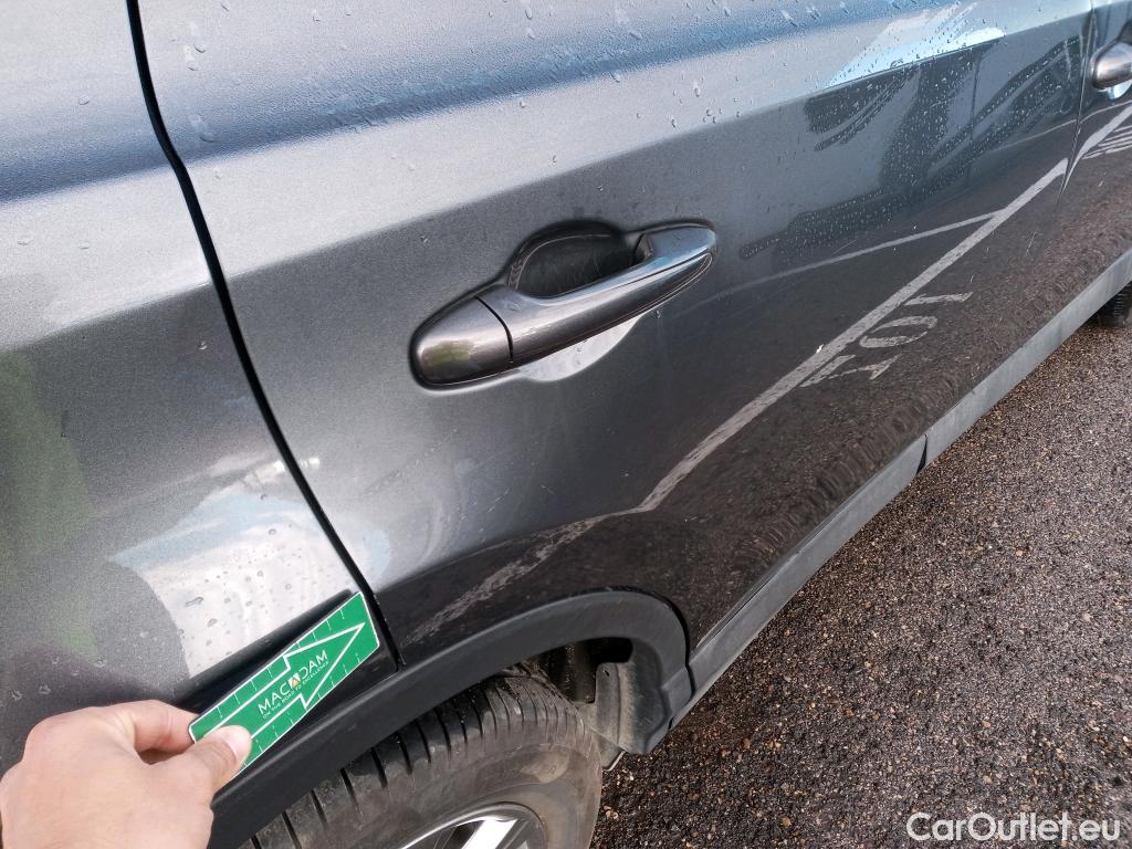  Toyota  RAV4 TOYOTA  / 2015 / 5P / todoterreno 2.5l hybrid 4WD Advance #8