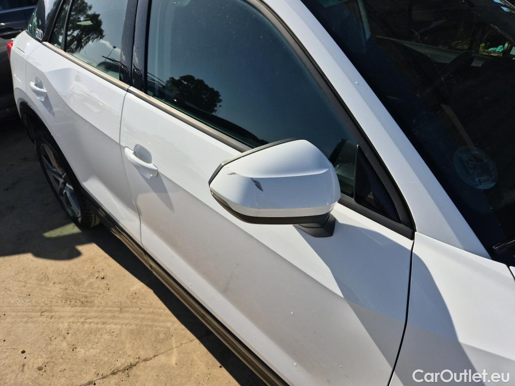  Audi  Q2 AUDI  / 2016 / 5P / todoterreno Design 35 TFSI 110kW (150CV) S tronic #17