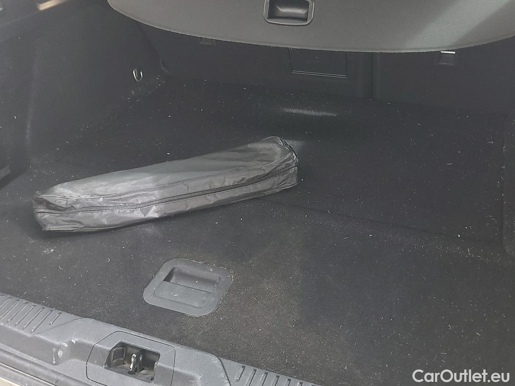  Ford  Focus FORD  / 2018 / 5P / familiar 1.5 Ecoblue 88kW Active X SB #11