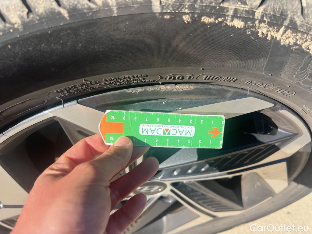  Hyundai  Tucson HYUNDAI  / 2020 / 5P / todoterreno 1.6 TGDI 169kW HEV Tecno Auto 2C #4