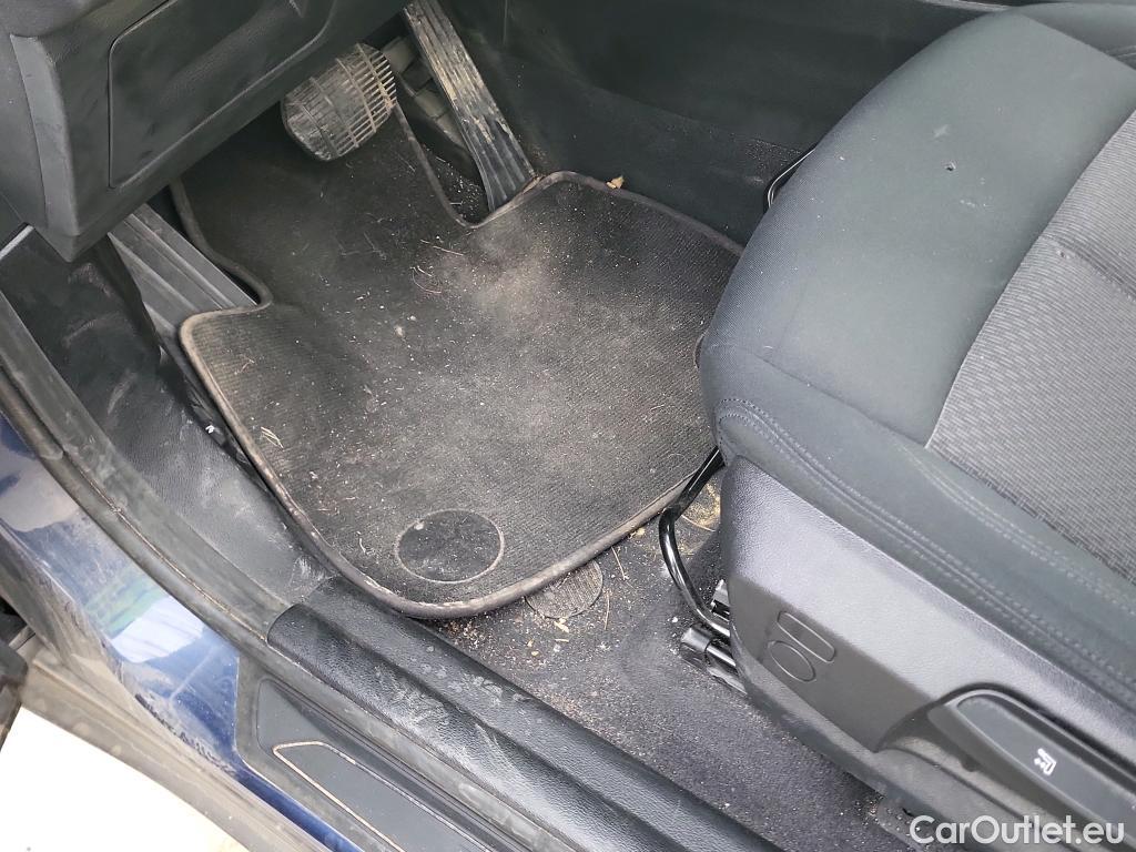  Bmw  X1 BMW  / 2019 / 5P / todoterreno sDrive16d Business #8