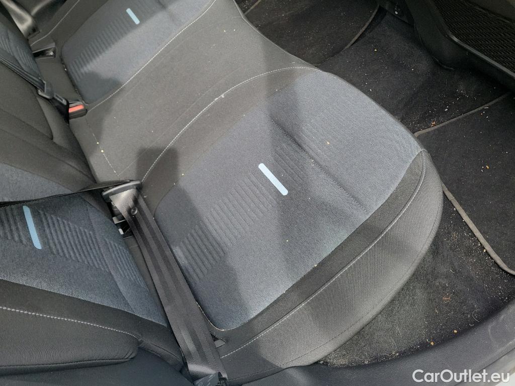  Ford  Focus FORD  / 2018 / 5P / familiar 1.5 Ecoblue 88kW Active X SB #12