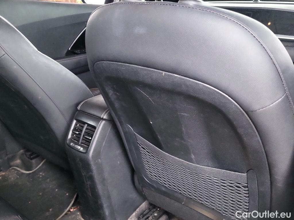  KIA  Niro KIA  / 2019 / 5P / crossover 1.6 GDi HEV 104kW (141CV) Drive #36