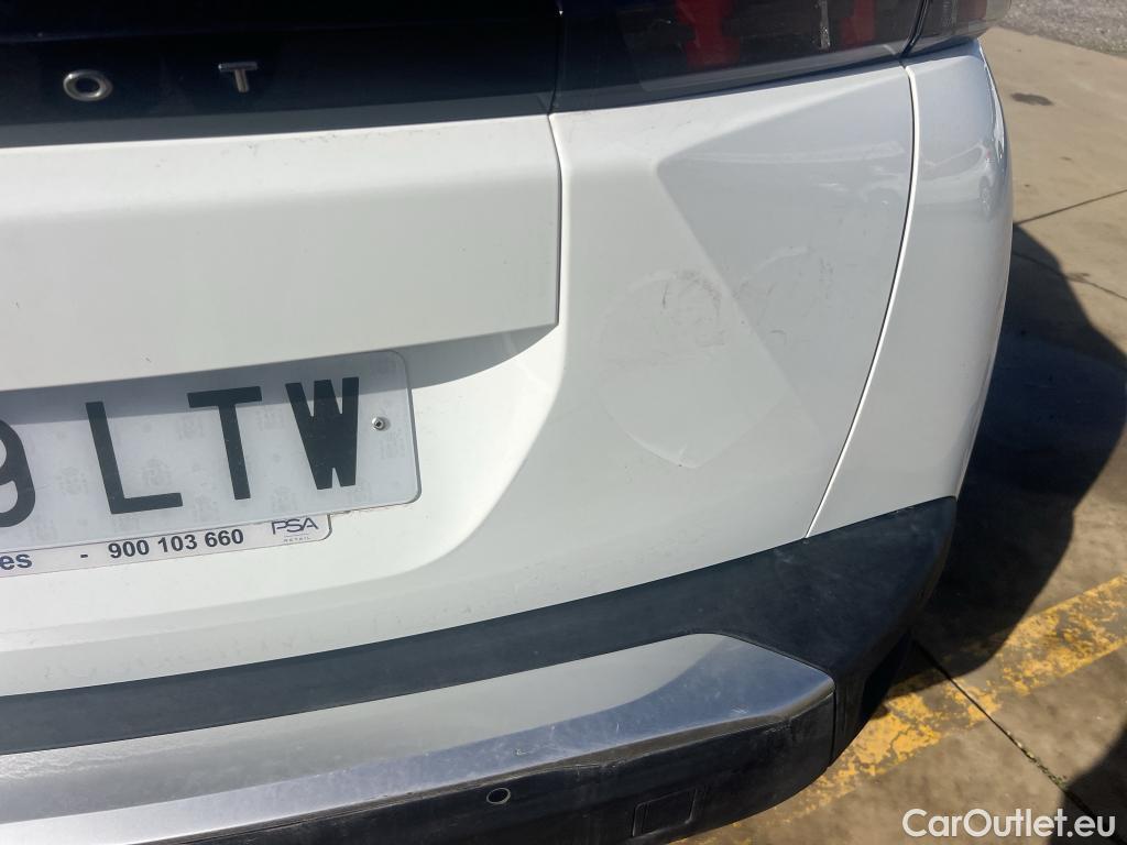  Peugeot  2008 PEUGEOT  / 2019 / 5P / todoterreno Active BlueHDI 81kW (110CV) #4