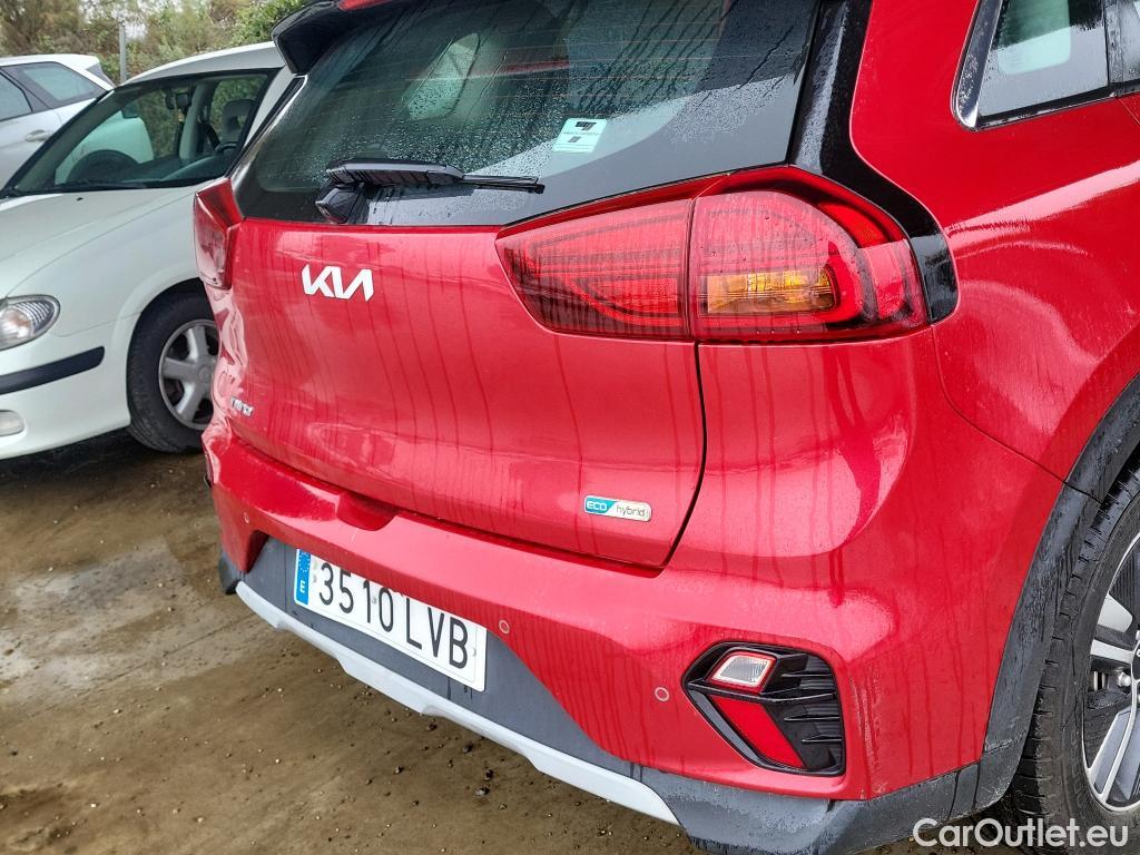  KIA  Niro KIA  / 2019 / 5P / crossover 1.6 GDi HEV 104kW (141CV) Drive #28