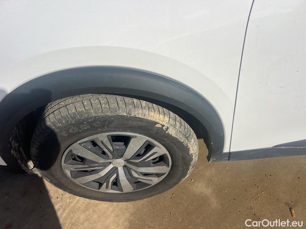  Peugeot  2008 PEUGEOT  / 2019 / 5P / todoterreno Active BlueHDI 81kW (110CV) #14