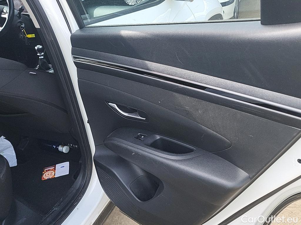  Hyundai  Tucson HYUNDAI  / 2020 / 5P / todoterreno 1.6 CRDI 85kW (115CV) Maxx #17