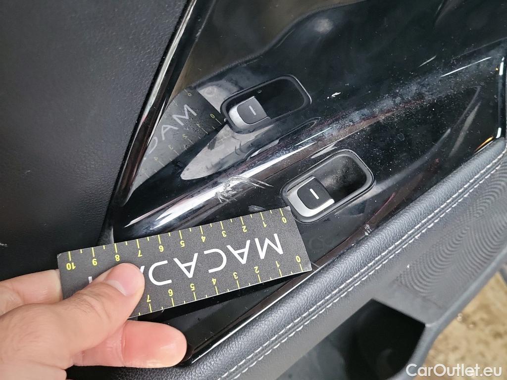  KIA  Niro KIA  / 2019 / 5P / crossover 1.6 GDi HEV 104kW (141CV) Drive #35