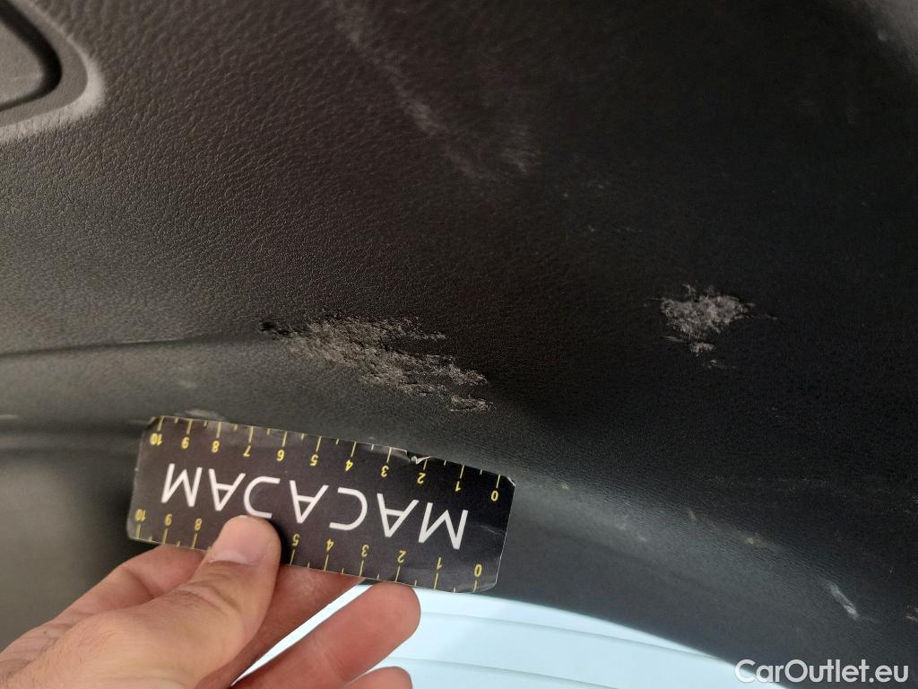  Nissan  Juke NISSAN  / 2019 / 5P / crossover DIG-T 84 kW (114 CV) DCT 7 V N-Connecta (AC) #2