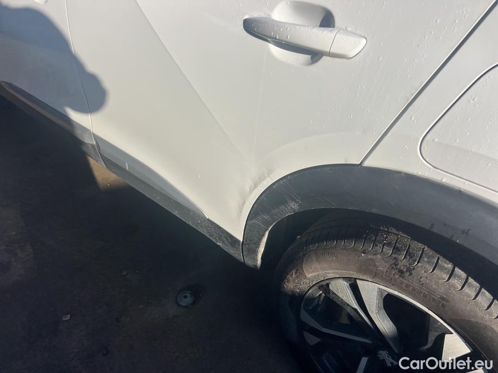  Peugeot  2008 PEUGEOT  / 2019 / 5P / todoterreno Allure Pack BlueHDI 81kW (110CV) (AC) #1