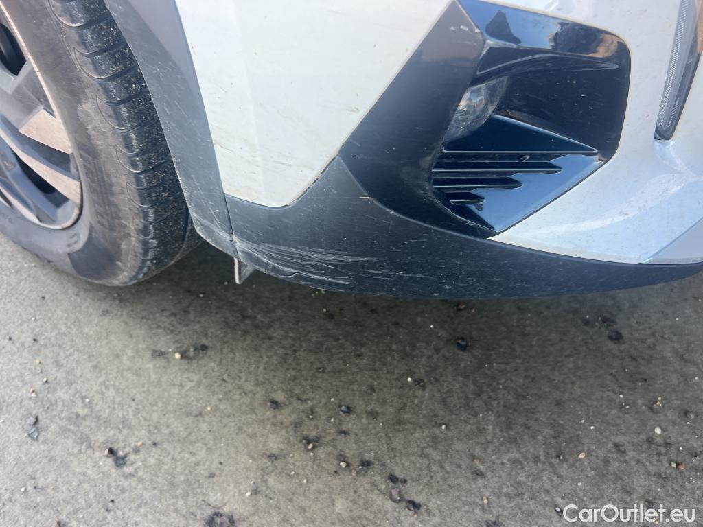  Peugeot  2008 PEUGEOT  / 2019 / 5P / todoterreno Allure Pack BlueHDI 81kW (110CV) (AC) #14