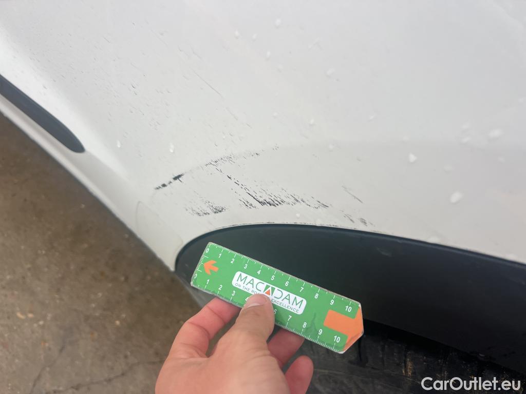  KIA  Niro KIA  / 2019 / 5P / crossover 1.6 GDi HEV 104kW (141CV) Drive #10