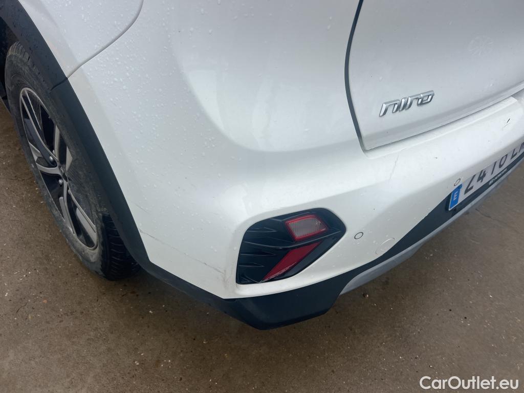  KIA  Niro KIA  / 2019 / 5P / crossover 1.6 GDi HEV 104kW (141CV) Drive #30