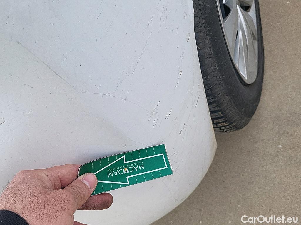  Peugeot  208  Active 1.5 HDi 100CV MT6 E6d #19