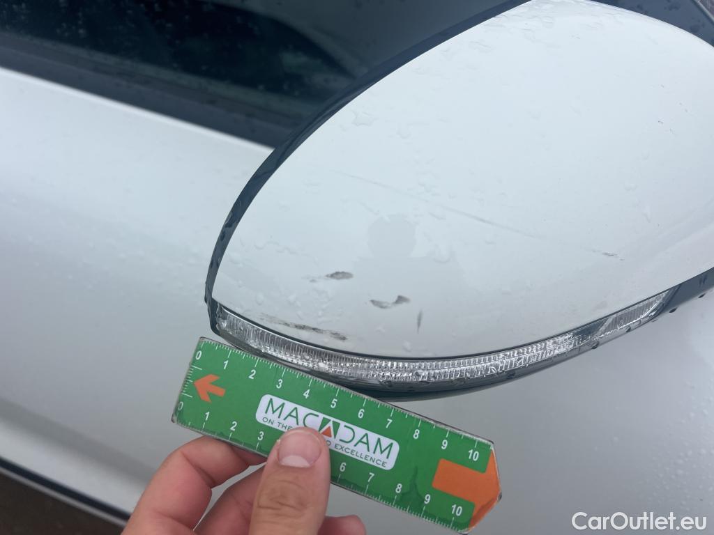  KIA  Niro KIA  / 2019 / 5P / crossover 1.6 GDi HEV 104kW (141CV) Drive #34