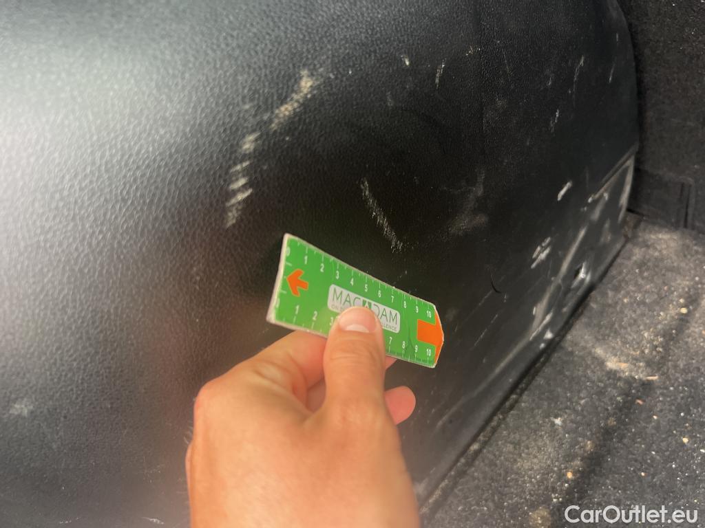  KIA  Niro KIA  / 2019 / 5P / crossover 1.6 GDi HEV 104kW (141CV) Drive #16