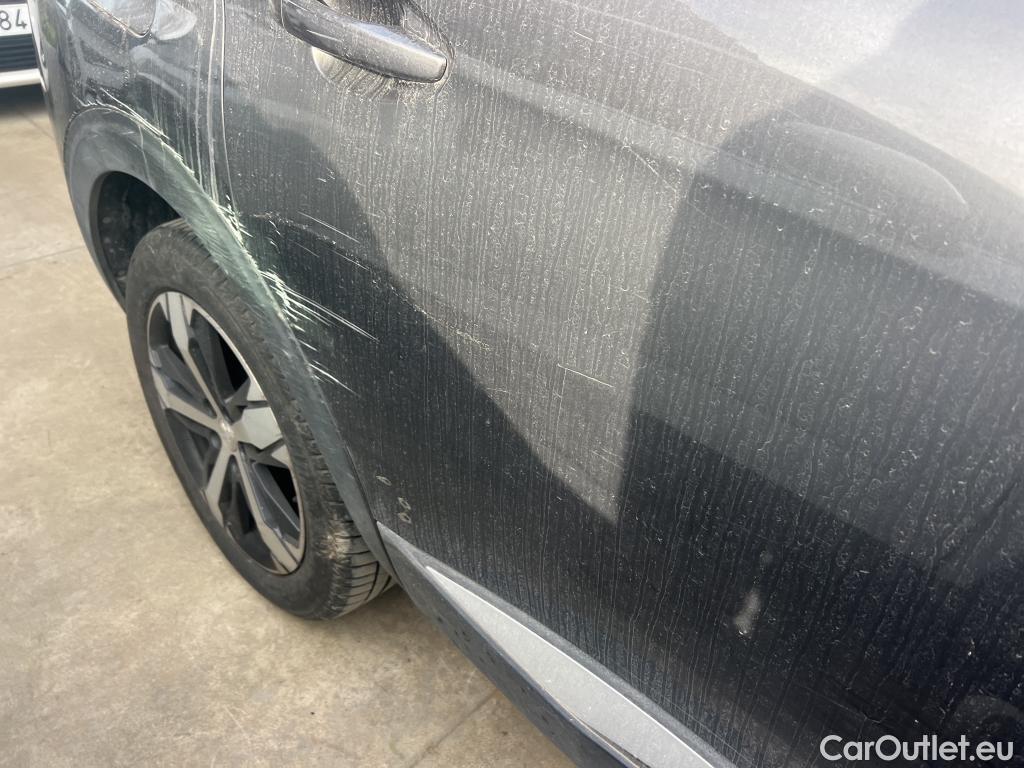  Peugeot  5008 PEUGEOT  / 2020 / 5P / todoterreno 1.5 BlueHDi 96kW S&S Allure Pack EAT8 #3