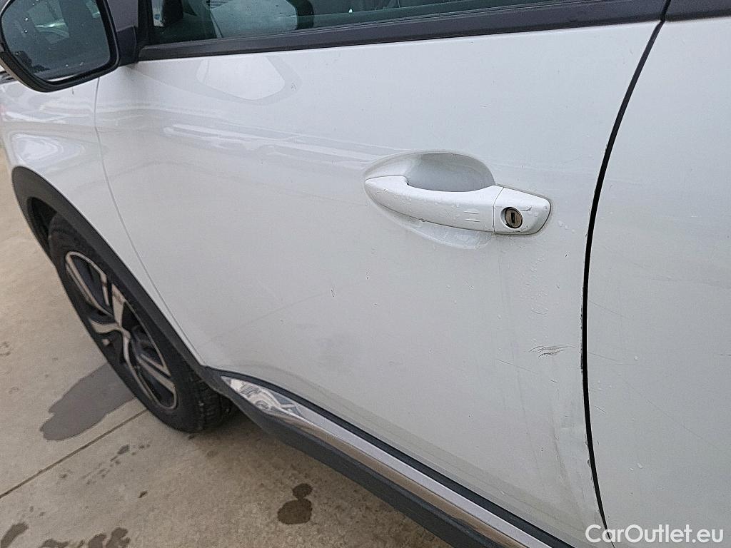  Peugeot  5008 PEUGEOT  / 2017 / 5P / todoterreno Allure BlueHDi 96kW (130CV) S&S EAT8 (CX) #1