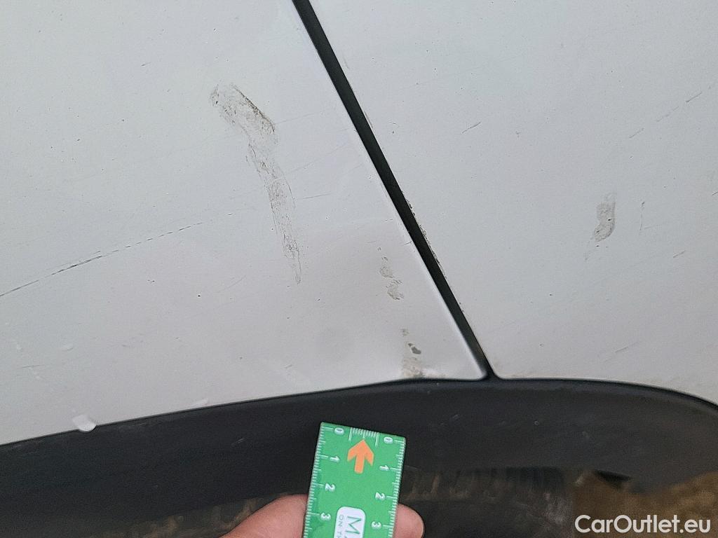  Peugeot  5008 PEUGEOT  / 2017 / 5P / todoterreno Allure BlueHDi 96kW (130CV) S&S EAT8 (CX) #12