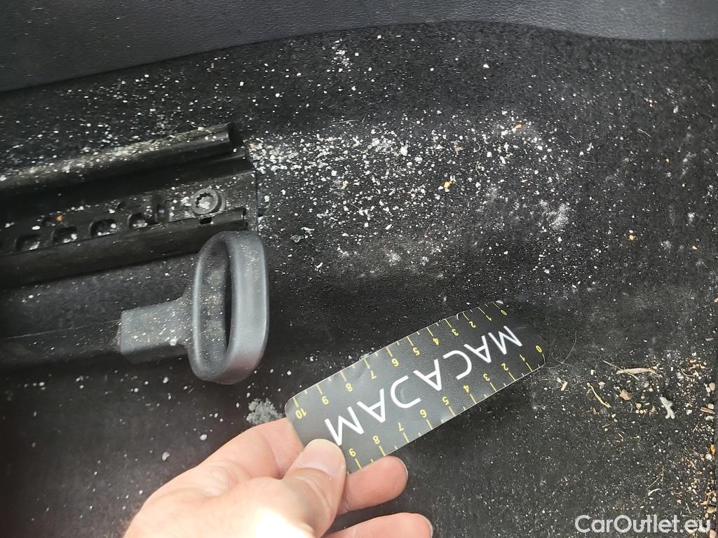  Skoda  Fabia SKODA  / 2021 / 5P / berlina con portón 1.0 TSI 85KW (115CV) Selection  #12