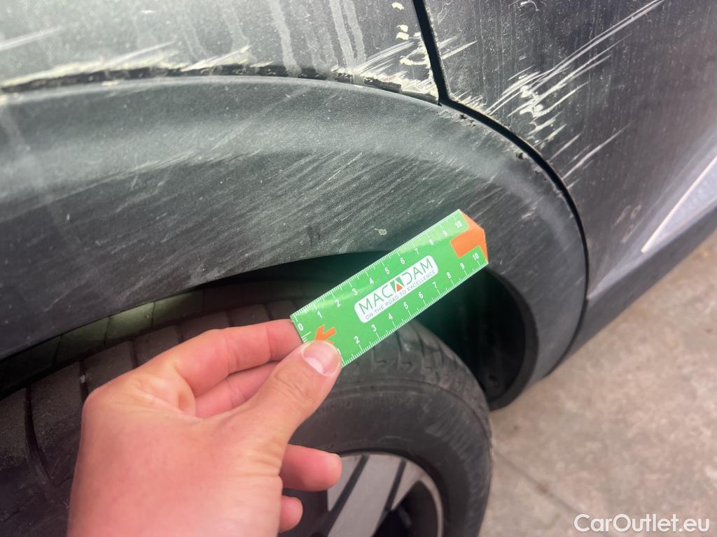  Peugeot  5008 PEUGEOT  / 2020 / 5P / todoterreno 1.5 BlueHDi 96kW S&S Allure Pack EAT8 #34