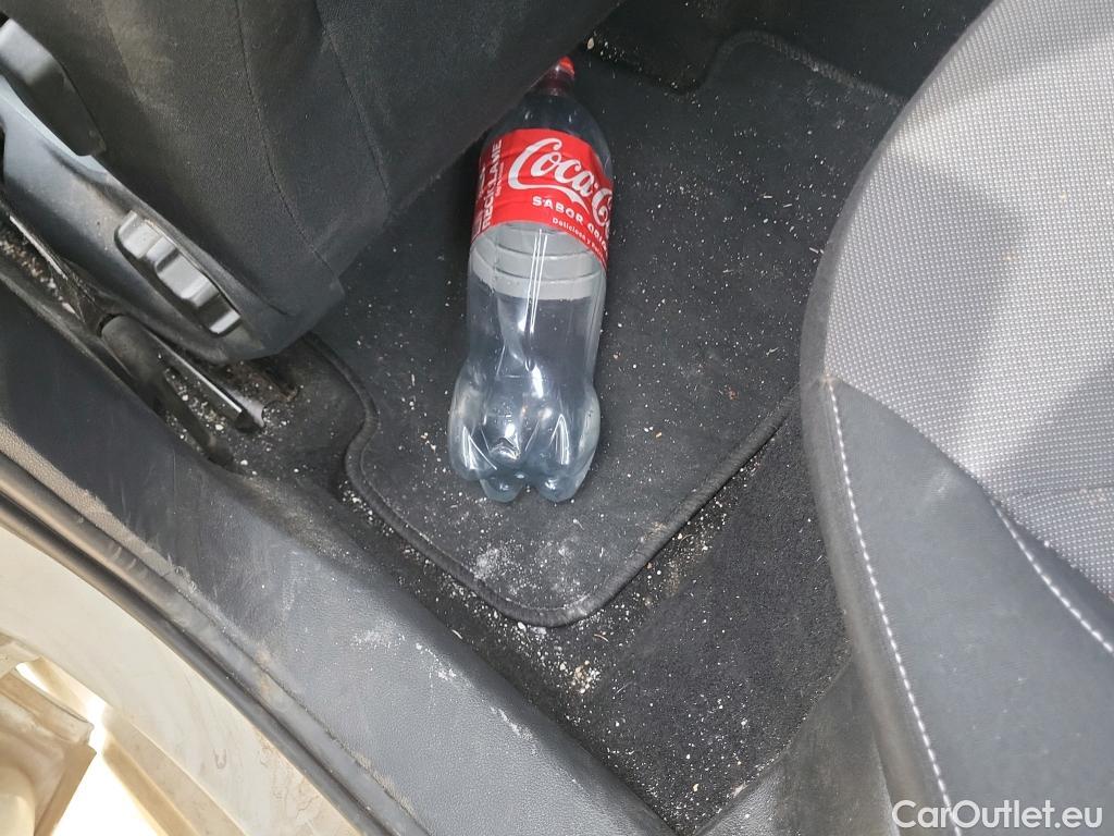  Skoda  Fabia SKODA  / 2021 / 5P / berlina con portón 1.0 TSI 85KW (115CV) Selection  #8