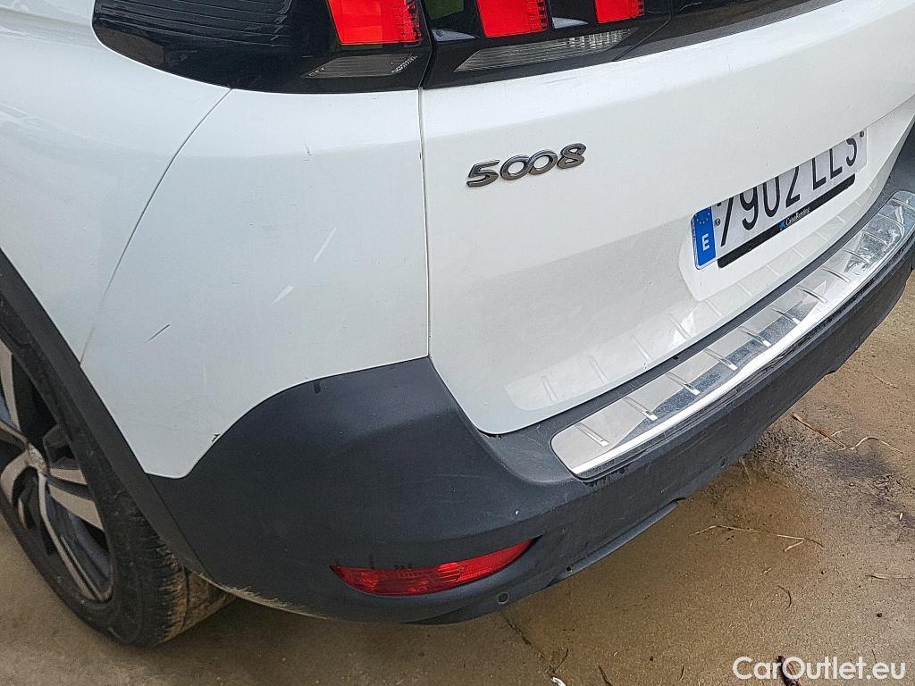  Peugeot  5008 PEUGEOT  / 2017 / 5P / todoterreno Allure BlueHDi 96kW (130CV) S&S EAT8 (CX) #27