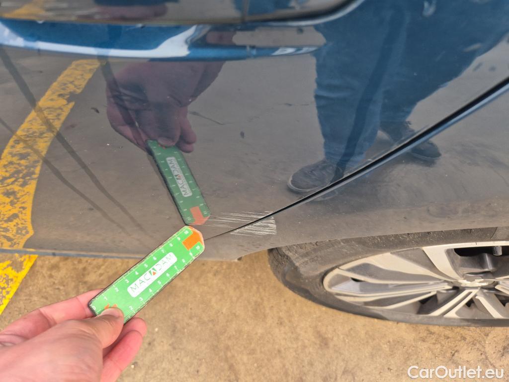  Peugeot  508 PEUGEOT  / 2018 / 5P / berlina con portón 5P Allure BlueHDi 120kW (160) S&S EAT8 #14