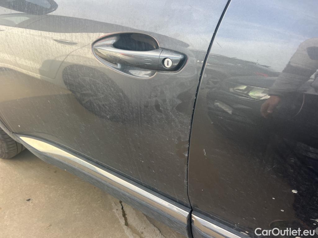  Peugeot  5008 PEUGEOT  / 2020 / 5P / todoterreno 1.5 BlueHDi 96kW S&S Allure Pack EAT8 #9