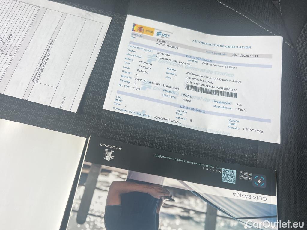  Peugeot  308 PEUGEOT  / 2017 / 5P / berlina con portón 5P Active Pack BlueHDi 100 S&S #2