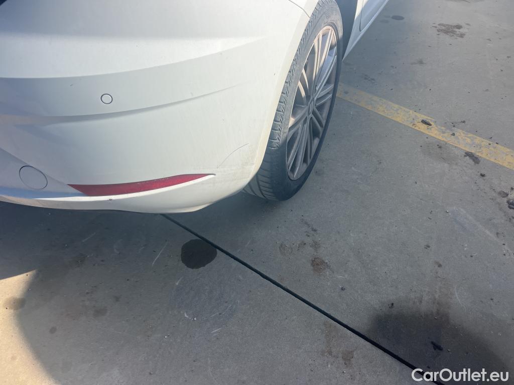  Seat  Leon SEAT León / 2016 / 5P / berlina con portón 2.0 TDI 110kW DSG-7 S&S Xcellence Ed Pl #12