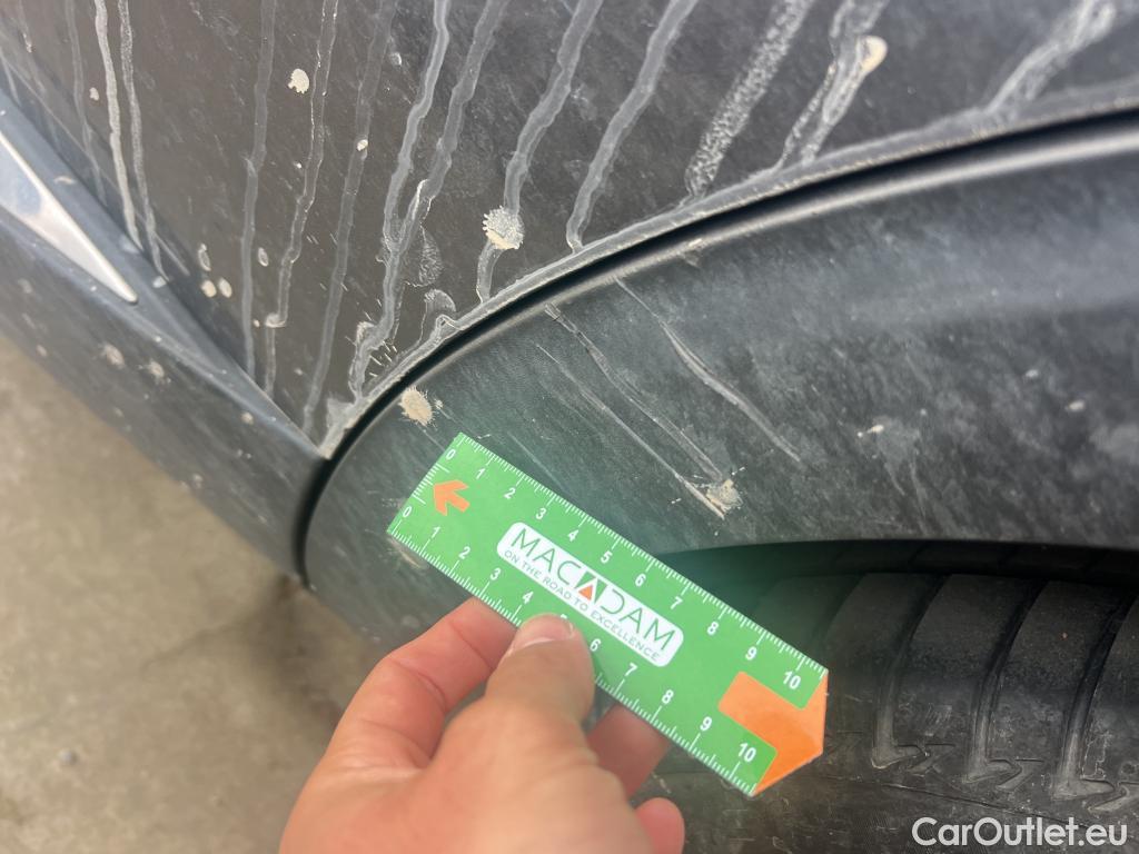  Peugeot  5008 PEUGEOT  / 2020 / 5P / todoterreno 1.5 BlueHDi 96kW S&S Allure Pack EAT8 #32