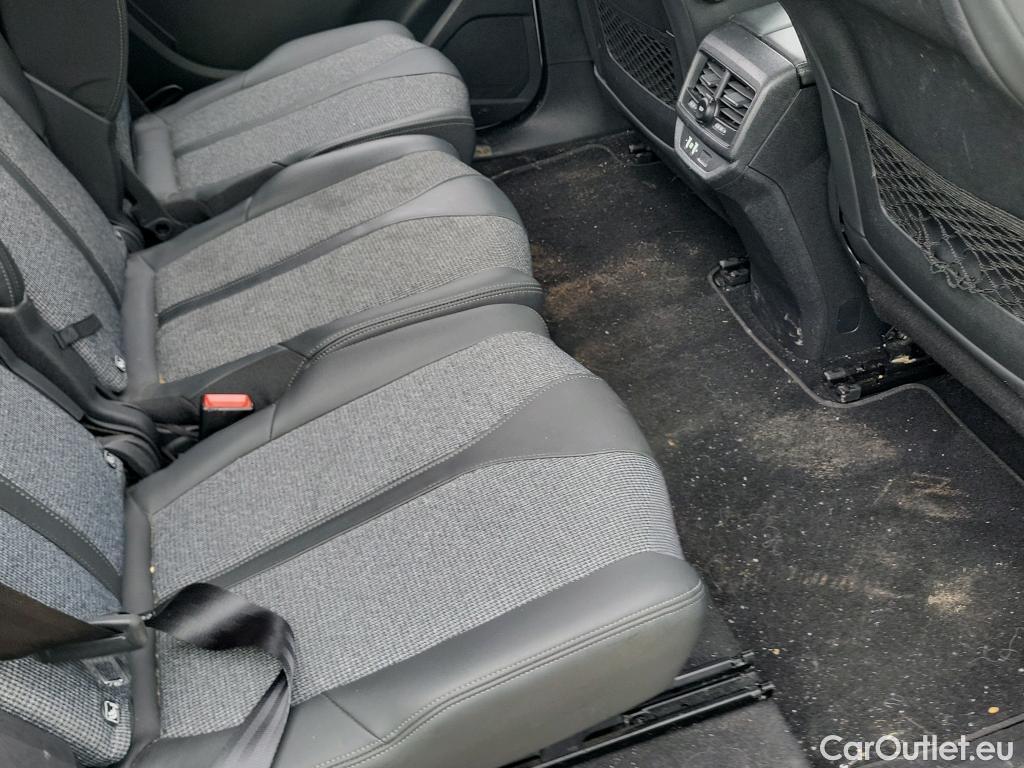  Peugeot  5008 PEUGEOT  / 2017 / 5P / todoterreno Allure BlueHDi 96kW (130CV) S&S EAT8 (CX) #43