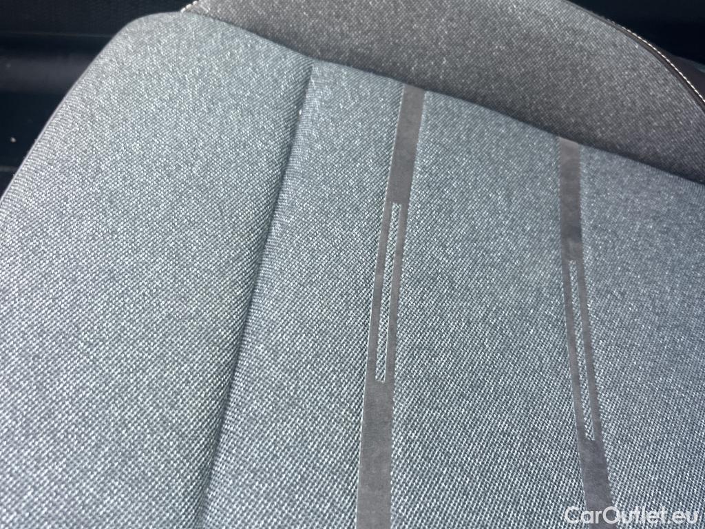  Seat  Leon SEAT Nuevo León / 2020 / 5P / familiar SP 1.4 e-Hybrid DSG S&S Xcellence Go L #16