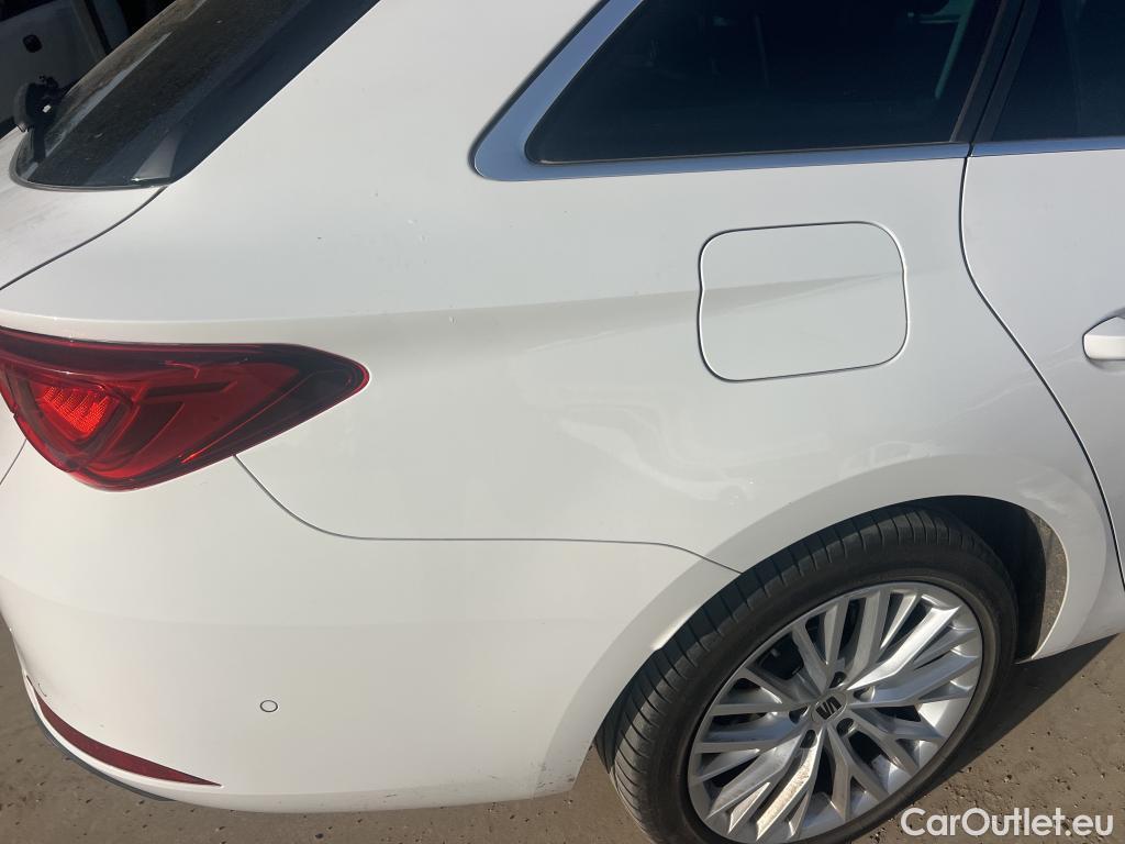  Seat  Leon SEAT Nuevo León / 2020 / 5P / familiar SP 1.4 e-Hybrid DSG S&S Xcellence Go L #9