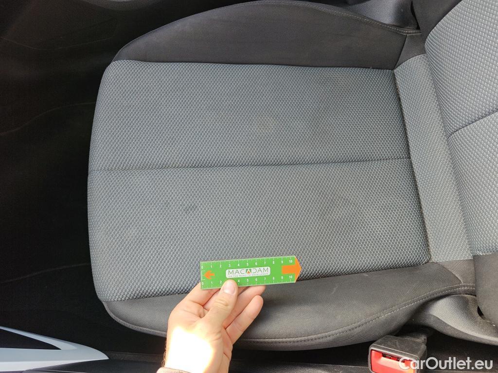  Audi  Q2 AUDI  / 2016 / 5P / todoterreno Design 30 TFSI 85kW (116CV) #13