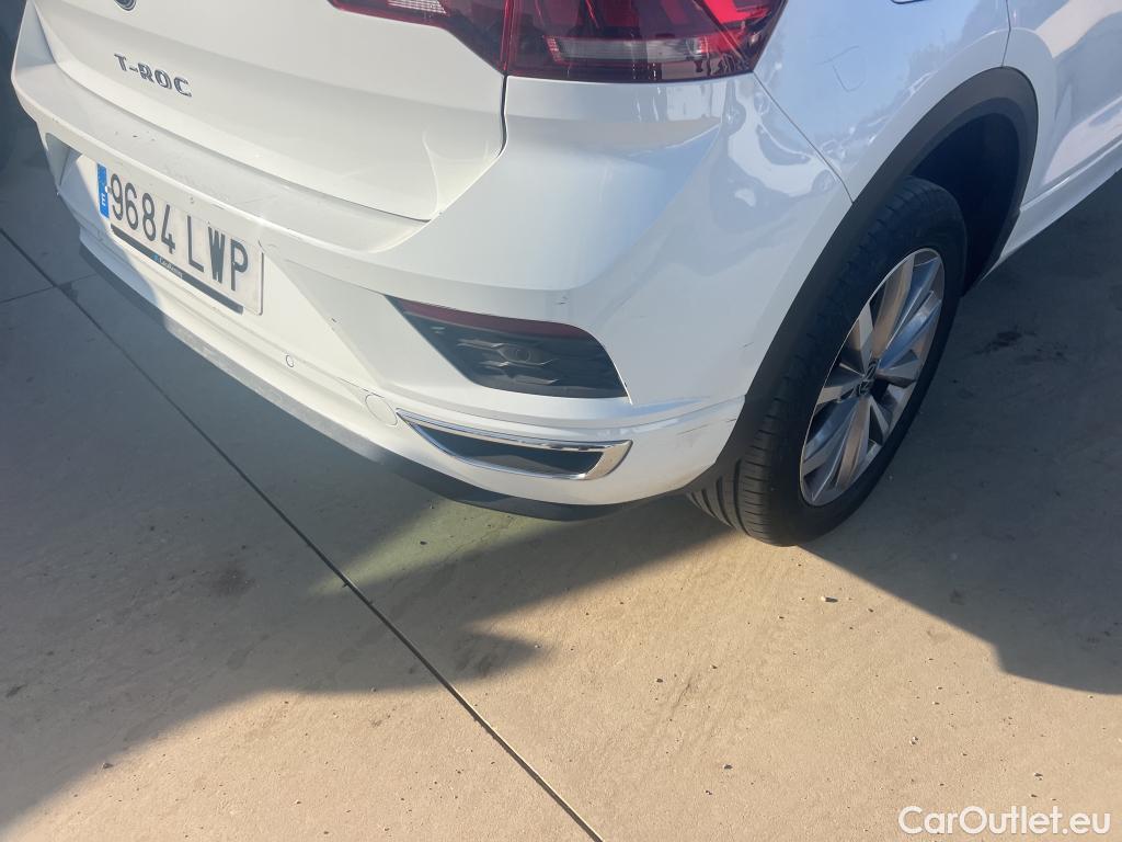  Volkswagen  T-ROC VOLKSWAGEN  / 2017 / 5P / todoterreno Advance R-Line 1.0 TSI 81kW (110CV) #47