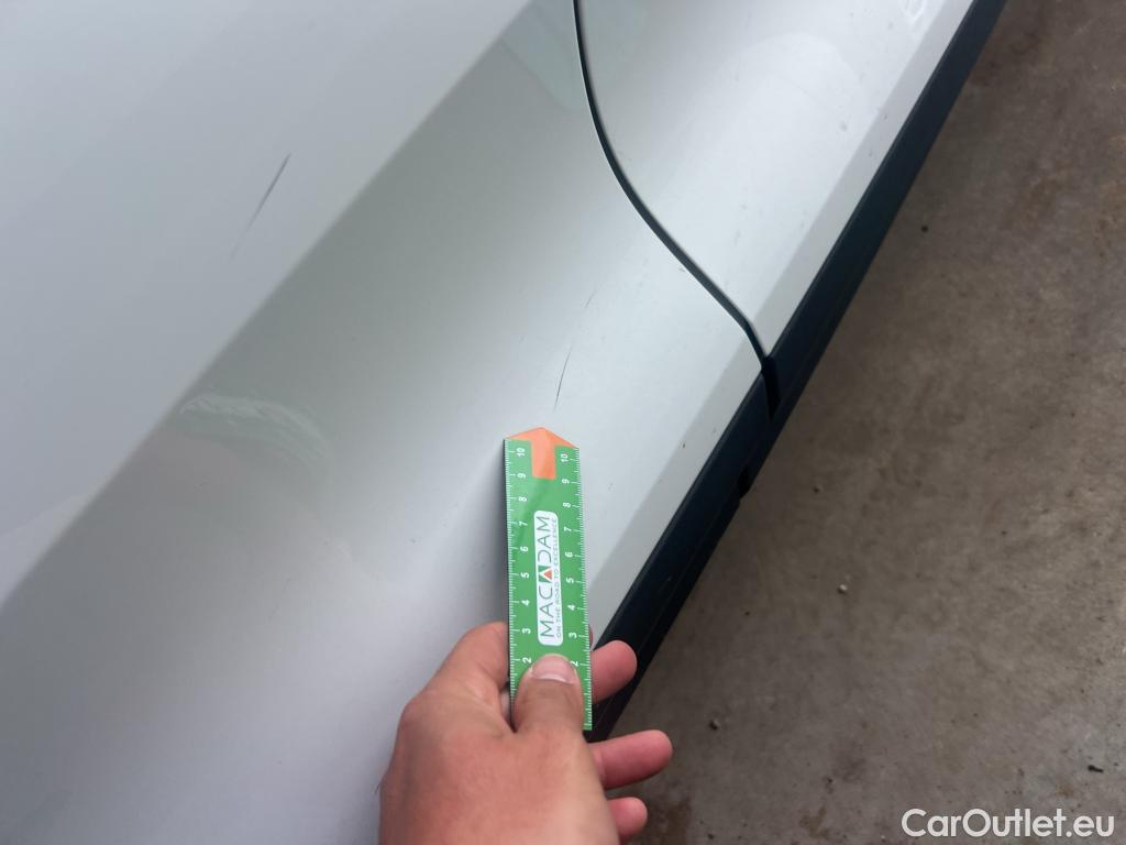  Volvo  XC 40 VOLVO XC40 / 2017 / 5P / todoterreno 1.5 T5 Twin Recharge Inscription Auto #2