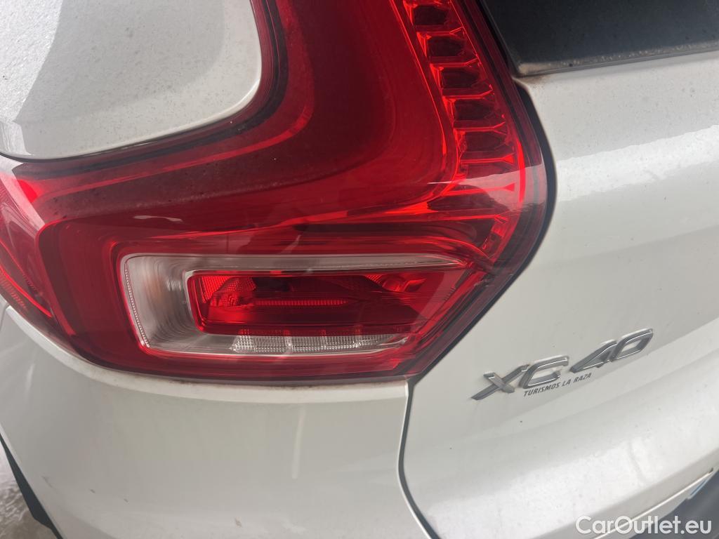  Volvo  XC 40 VOLVO XC40 / 2017 / 5P / todoterreno 1.5 T5 Twin Recharge Inscription Ex Auto #4