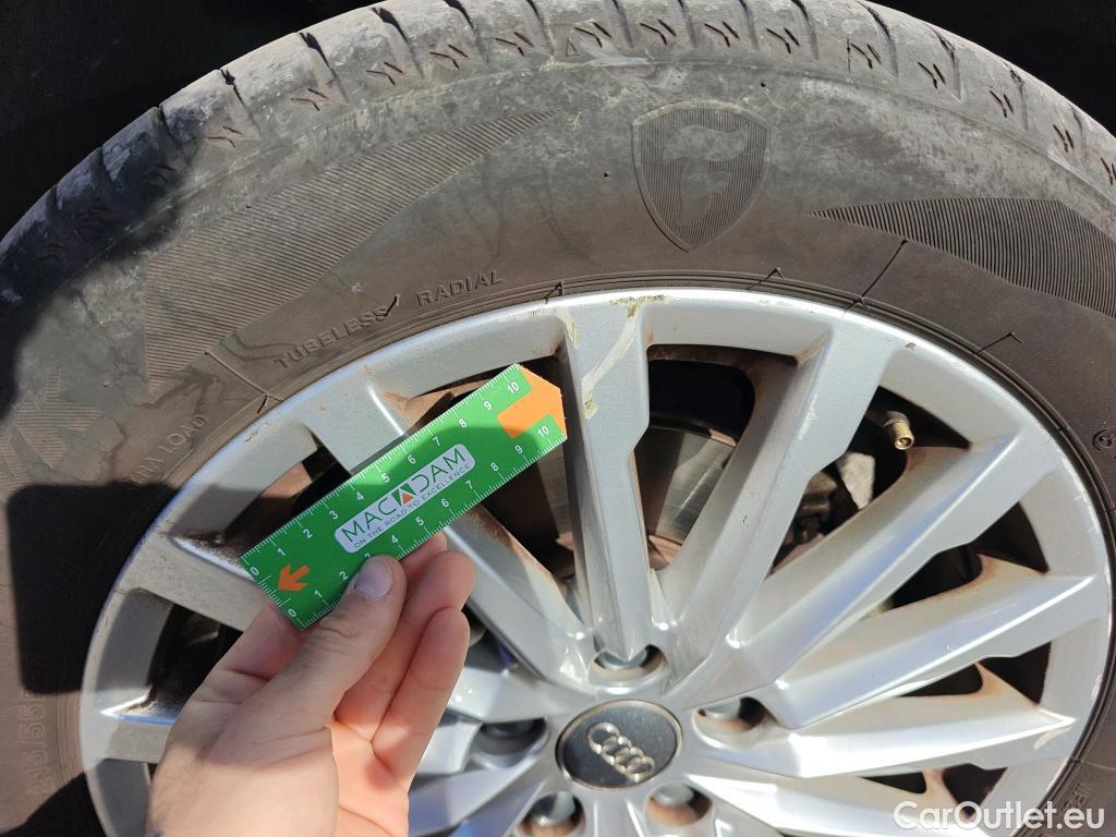  Audi  Q2 AUDI  / 2016 / 5P / todoterreno Design 30 TFSI 85kW (116CV) #4