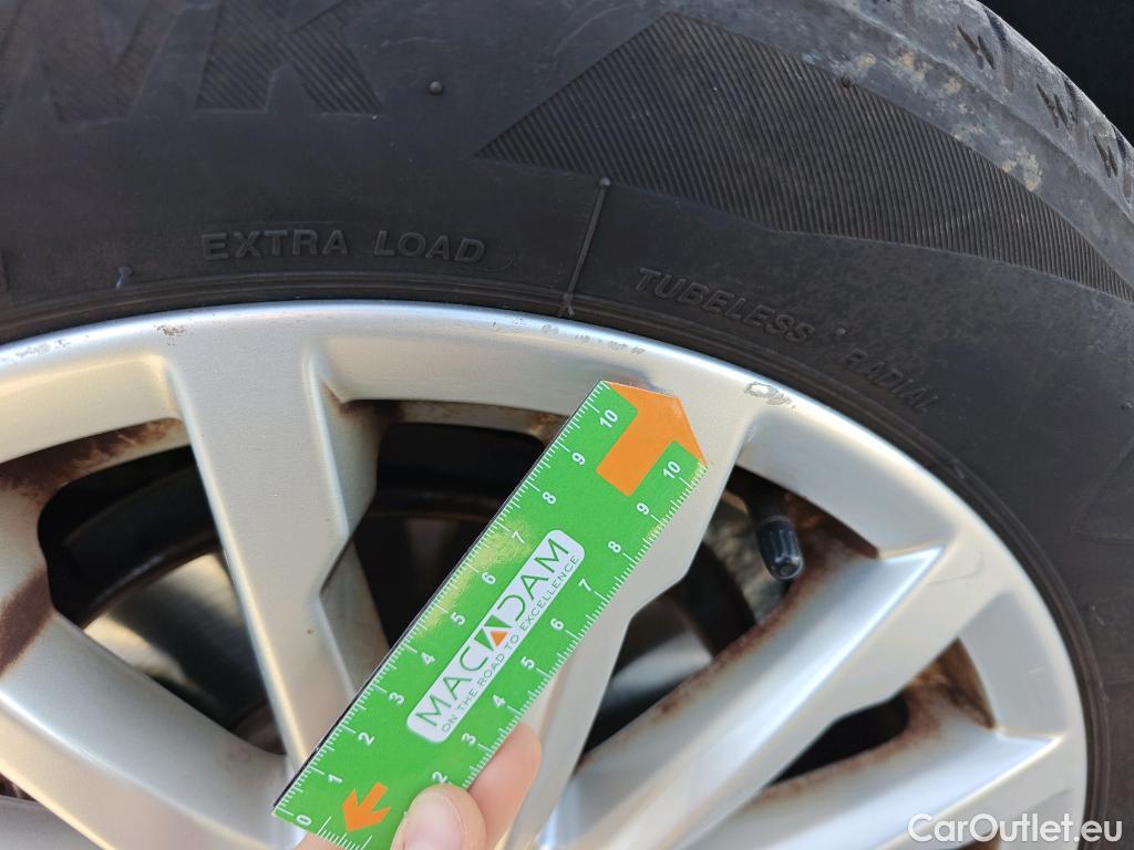  Audi  Q2 AUDI  / 2016 / 5P / todoterreno Design 30 TFSI 85kW (116CV) #16