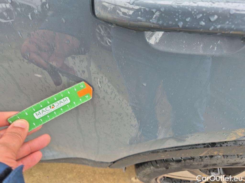  Volvo  XC 40 VOLVO XC40 / 2017 / 5P / todoterreno 1.5 T4 Twin Recharge R-Design Auto #16