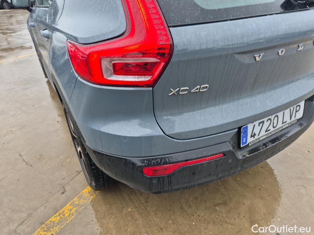  Volvo  XC 40 VOLVO XC40 / 2017 / 5P / todoterreno 1.5 T4 Twin Recharge R-Design Auto #28