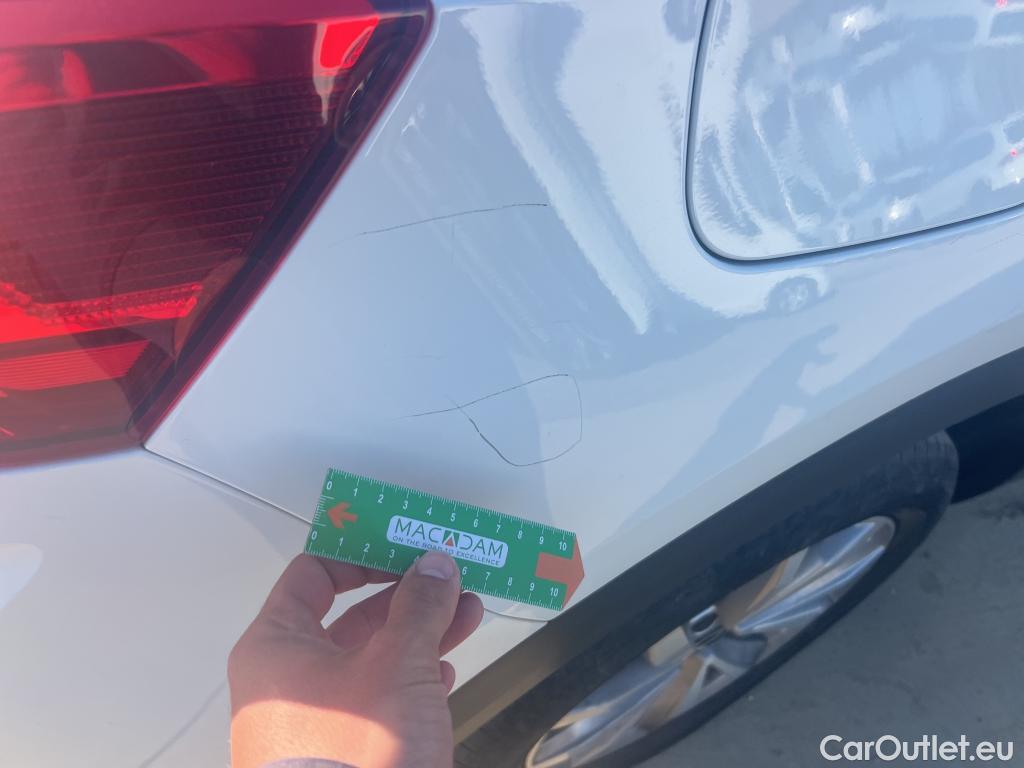  Volkswagen  T-ROC VOLKSWAGEN  / 2017 / 5P / todoterreno Advance R-Line 1.0 TSI 81kW (110CV) #20