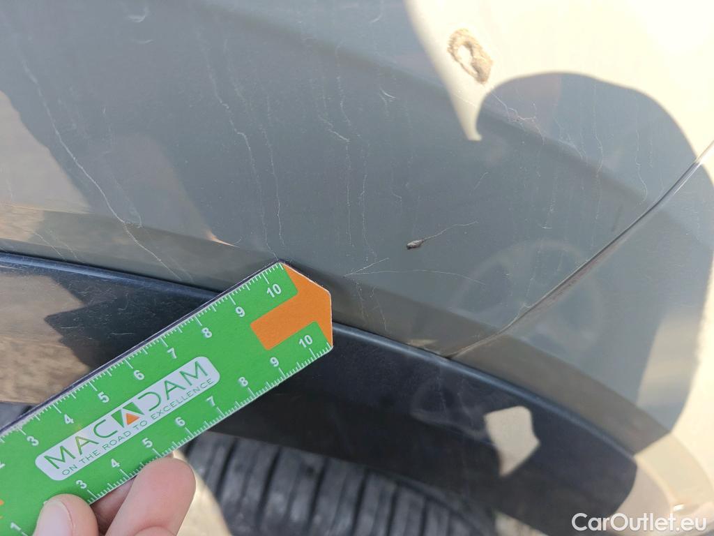  Audi  Q2 AUDI  / 2016 / 5P / todoterreno Design 30 TFSI 85kW (116CV) #23