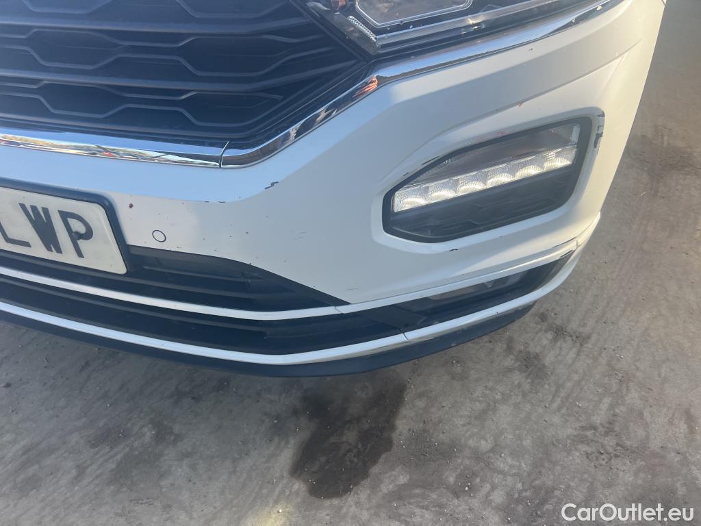  Volkswagen  T-ROC VOLKSWAGEN  / 2017 / 5P / todoterreno Advance R-Line 1.0 TSI 81kW (110CV) #45