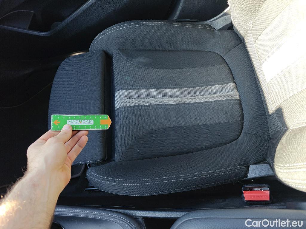  Bmw  X2 BMW  sDrive18i (CX3) #26