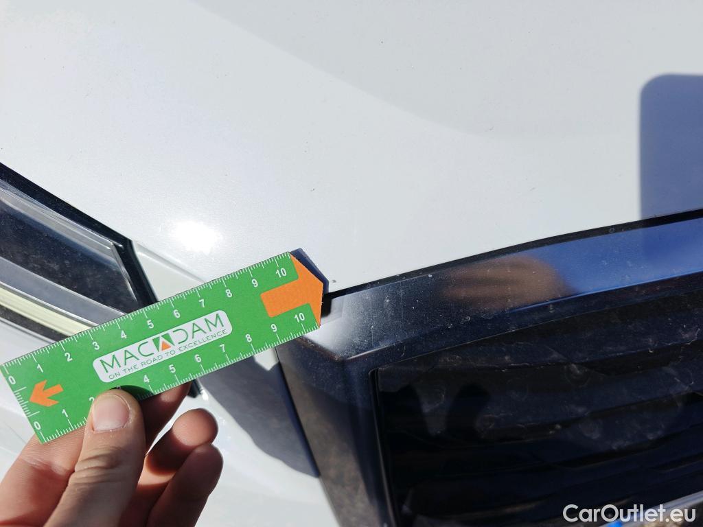  Audi  Q2 AUDI  / 2016 / 5P / todoterreno Design 30 TFSI 85kW (116CV) #28