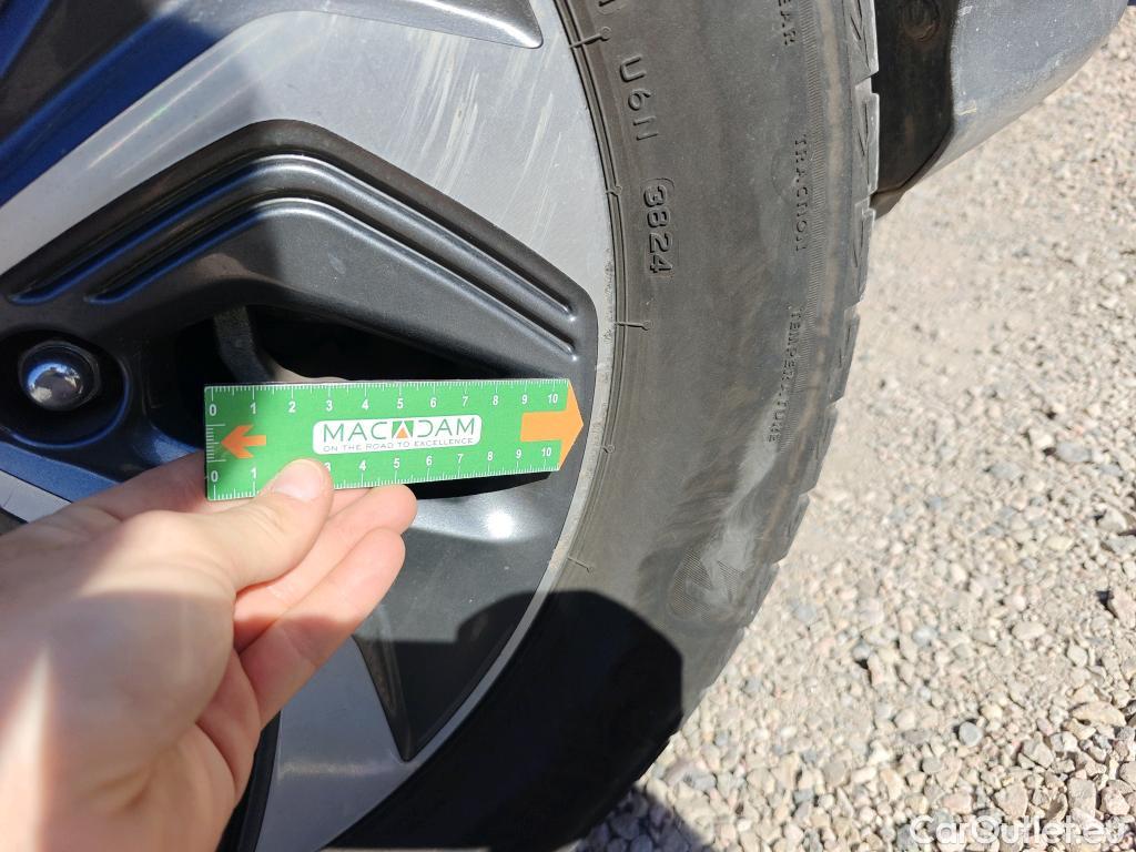  Hyundai  Konna HYUNDAI Kona / 2020 / 5P / todoterreno 1.6 GDI HEV Maxx DCT #24