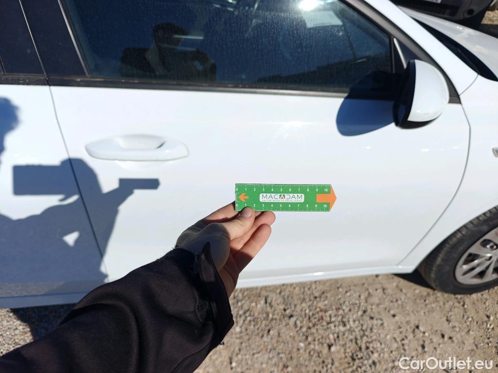  KIA  Cee'd KIA Ceed / 2018 / 5P / berlina con portón 1.0 T-GDi 88kW (120CV) Concept #8